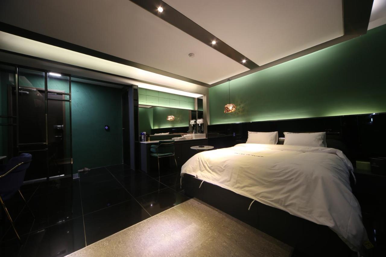 Hotel Yeogiatte Daegu Station Exterior photo