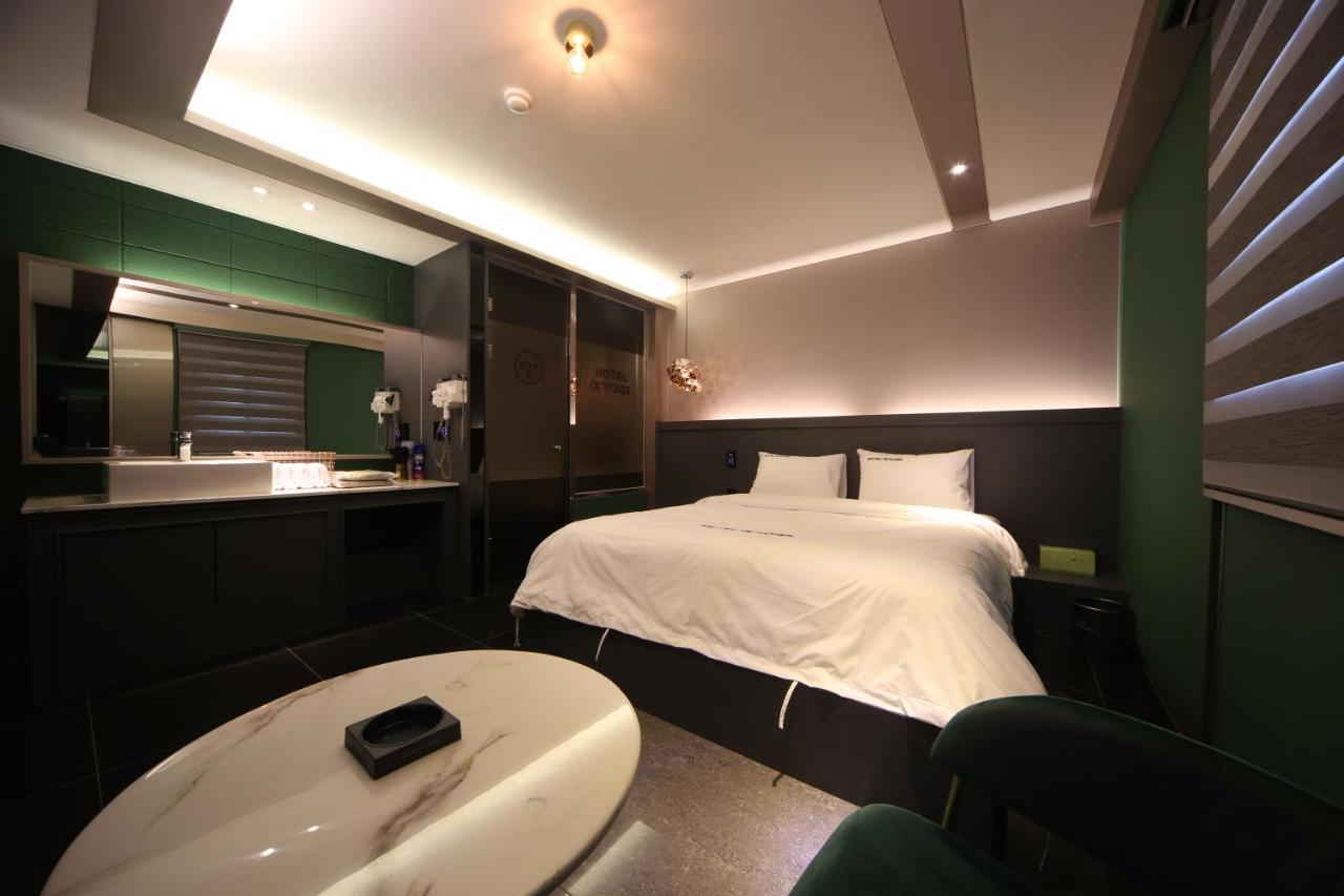 Hotel Yeogiatte Daegu Station Exterior photo